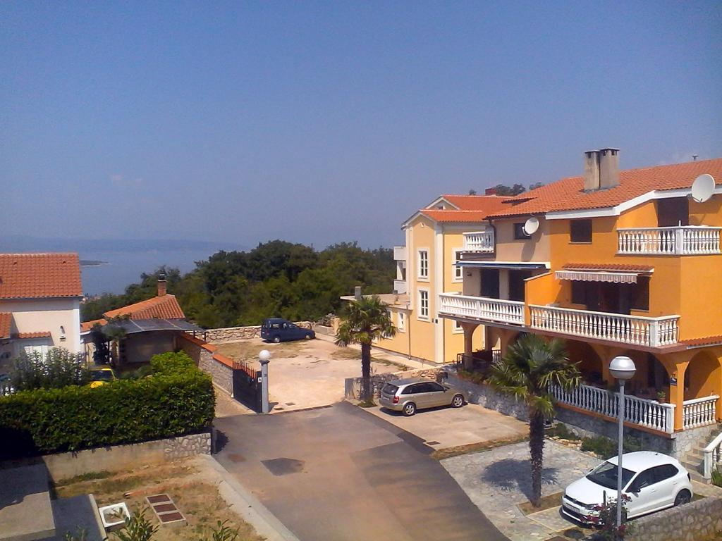 Apartments Malinska-Kajkic Habitación foto