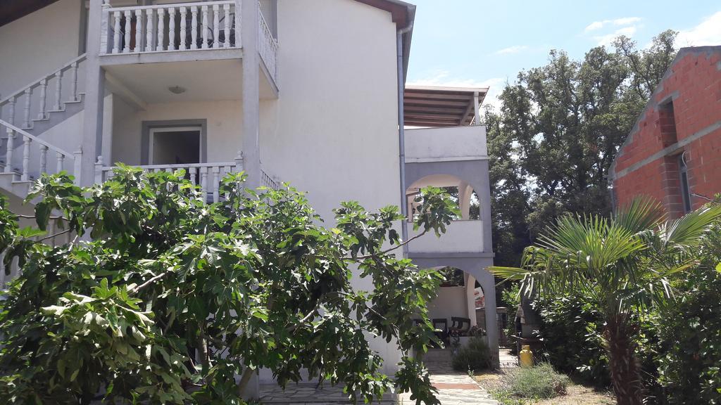 Apartments Malinska-Kajkic Exterior foto